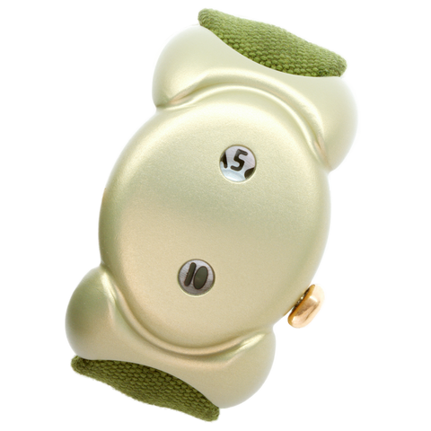 The Senno watch, front view with green strap